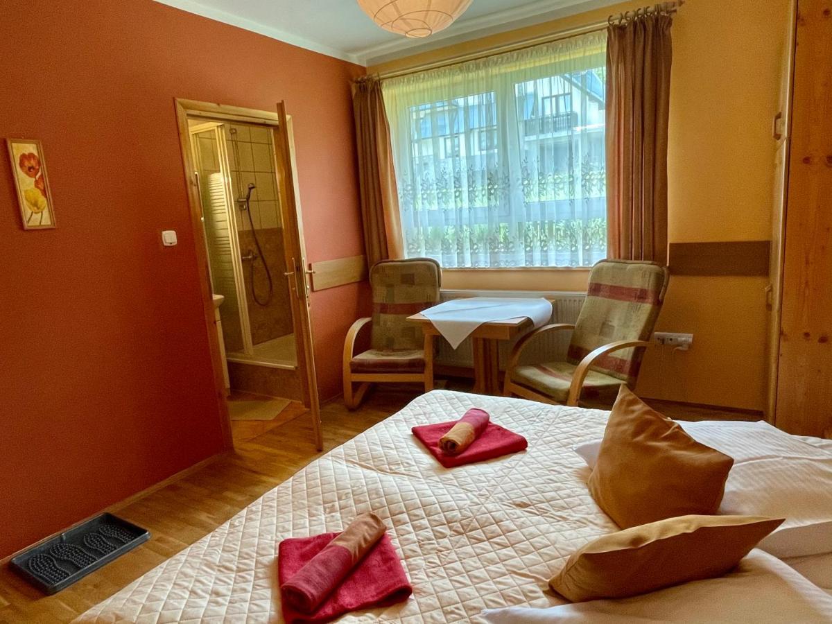 Willa Marta M Bed and Breakfast Zakopane Esterno foto