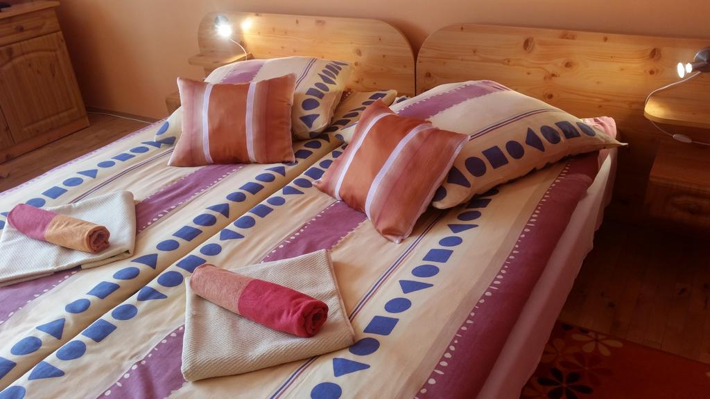 Willa Marta M Bed and Breakfast Zakopane Esterno foto